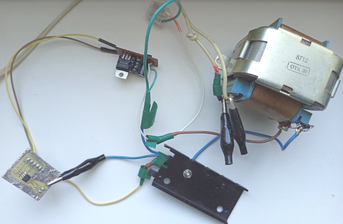  Десульфатор свинцового АКБ на ATtiny13 и ТП-60-10