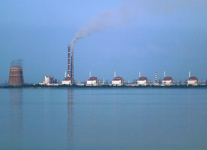 Запорожская АЭС. Обложка © Wikipedia / Ralf1969
