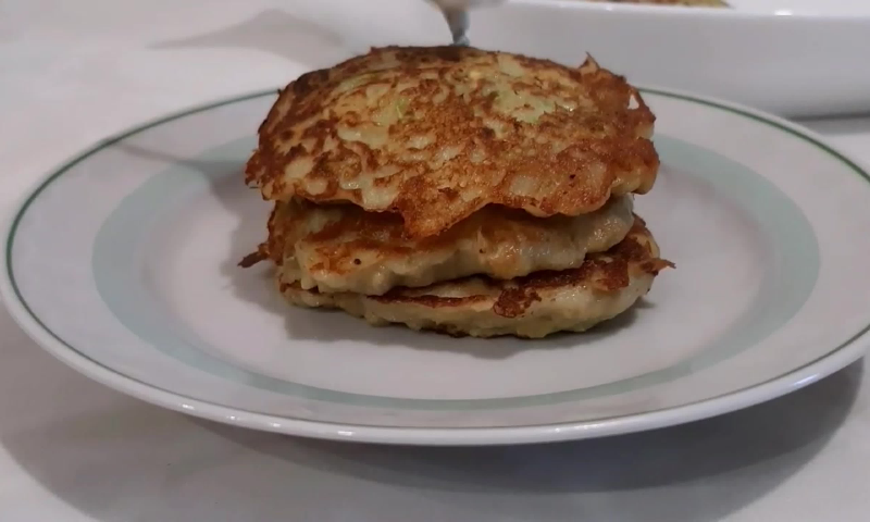 Оладьи с оливье