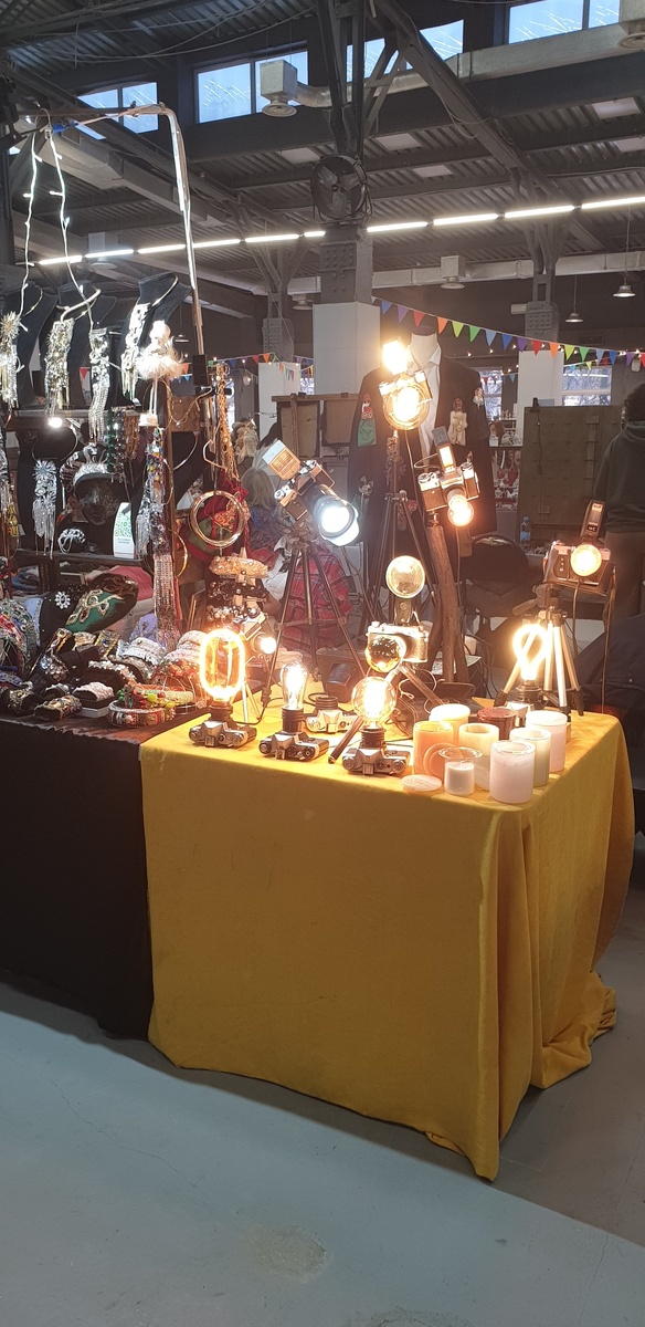 Фото с  Мосвинтажа, стенд АртЛАМБ, 26.12.2026