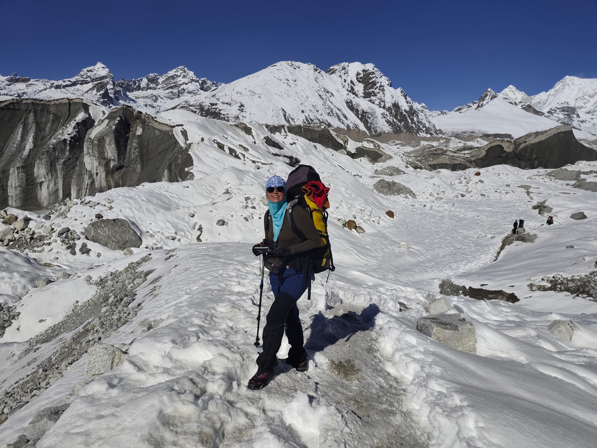 Идем по леднику Нгозумпа