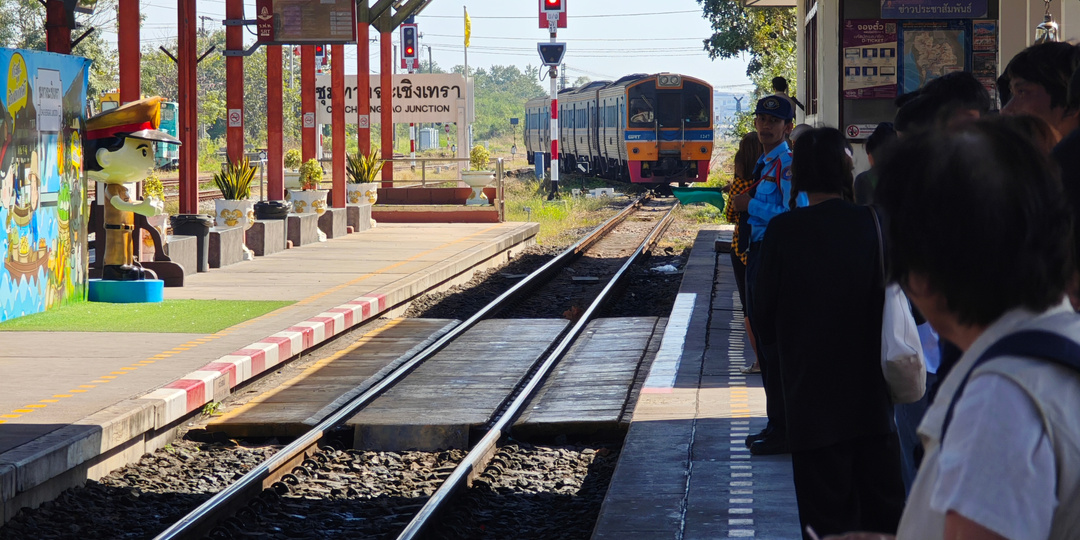 20 рублей за билет: как я путешествовал по Таиланду на поезде 3-го класса.