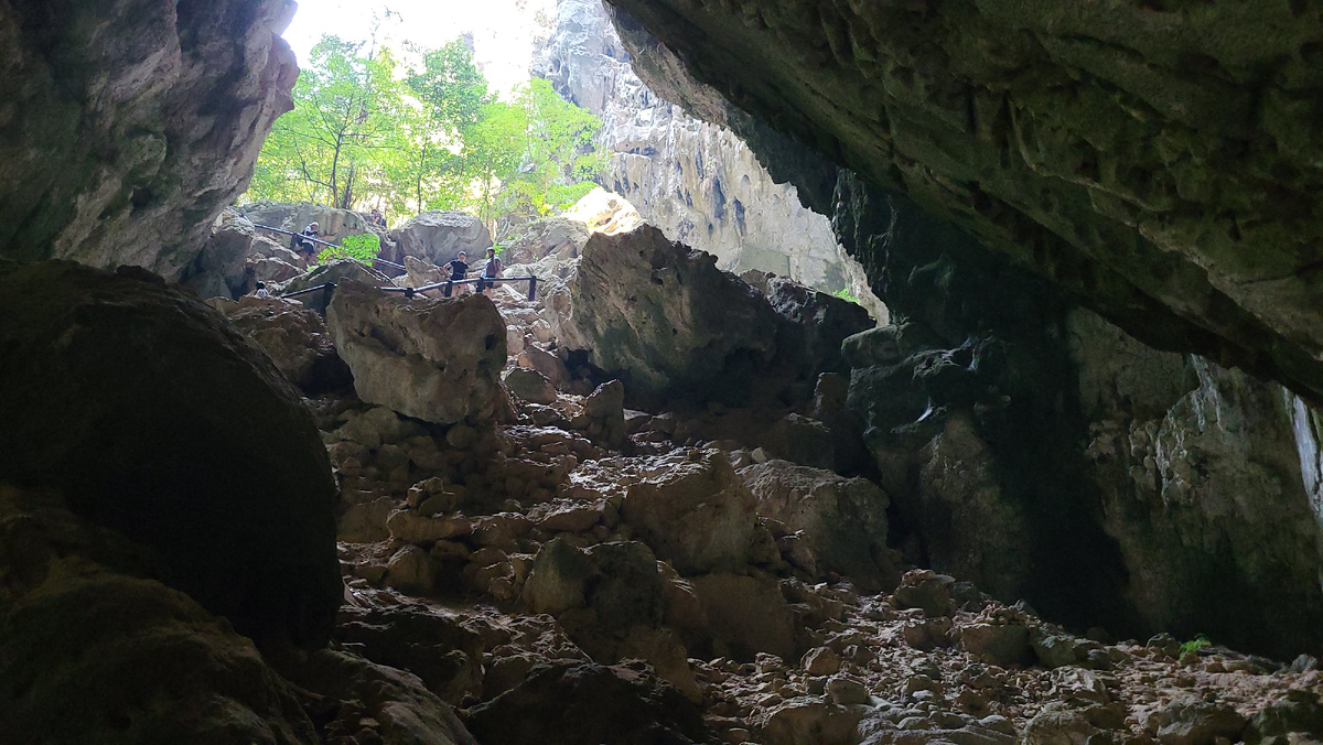 Первый зал пещеры
