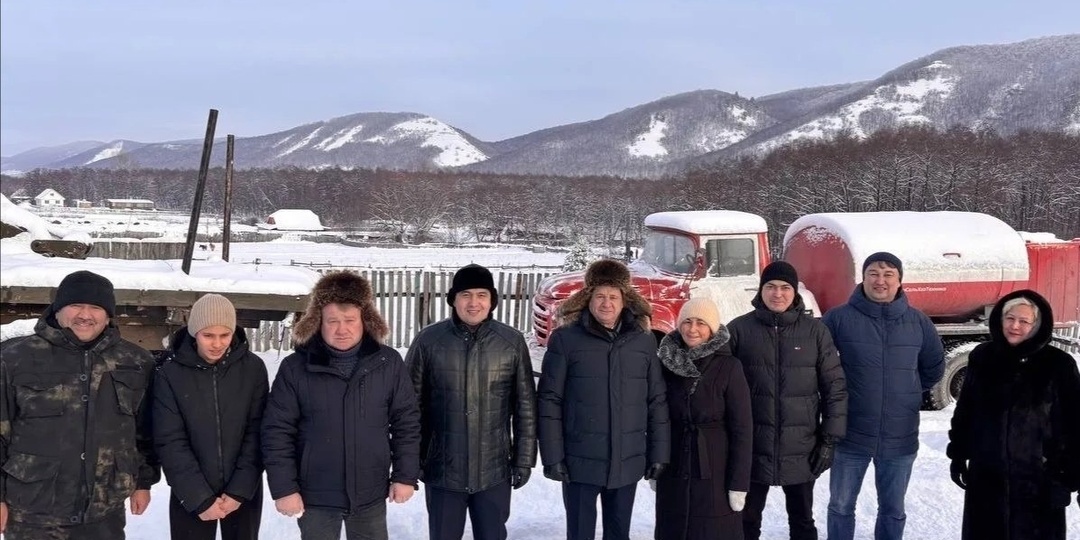 Жителям деревни Гумерово Ишимбайского района Башкирии передали пожарную машину