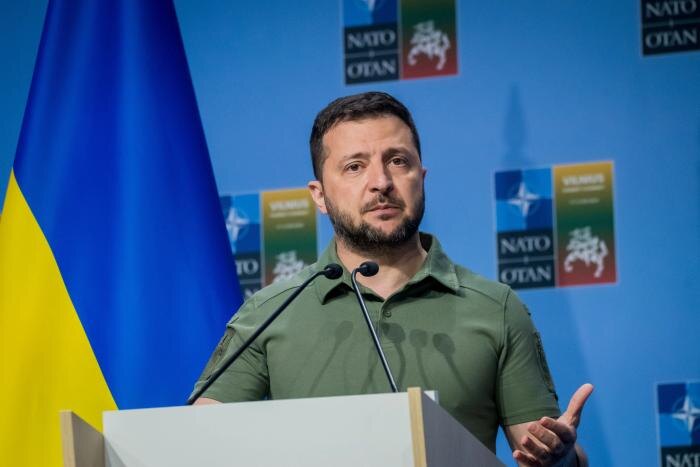 Обложка © Shutterstock / FOTODOM / Gints Ivuskans