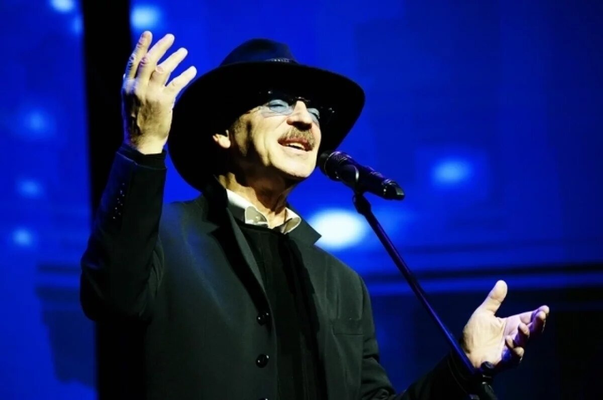    «Зенит» поздравил Михаила Боярского с 76-летием