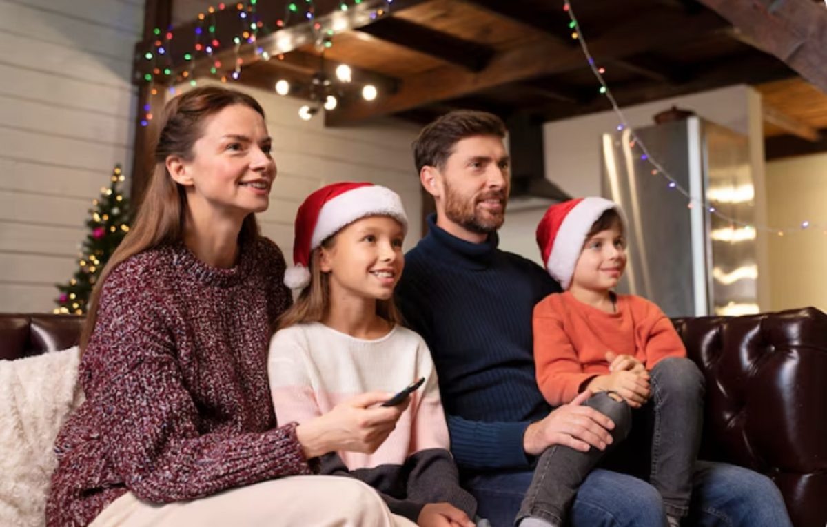    В Новый год у телеэкранов будет интересно и детям, и взрослым