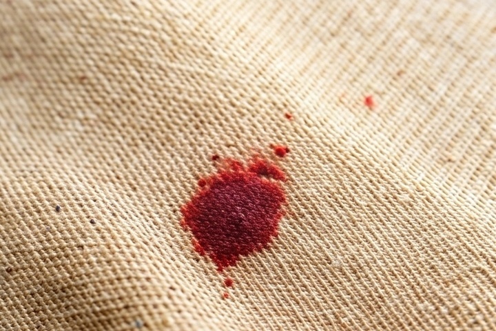 Пятна крови