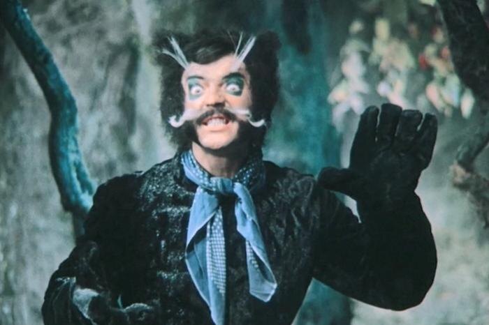 76 лет Михаилу Боярскому: от Д'Артаньяна до кота Матвея. Фото © «Новогодние приключения Маши и Вити», режиссёры Геннадий Казанский, Игорь Усов, сценаристы Павел Финн / Kinopoiskatomic:embed 0
