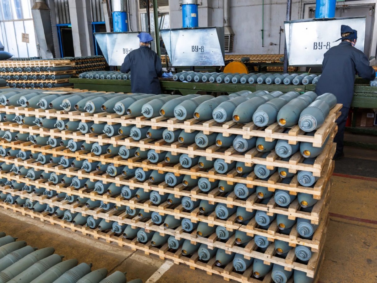    Объем выпуска техники и оружия вырос кратно