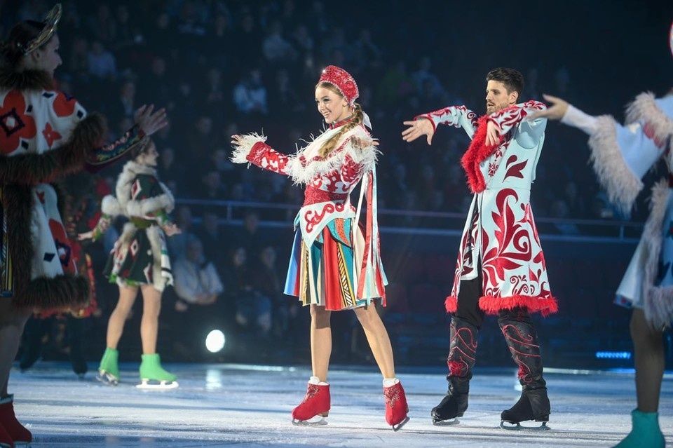    Впереди еще 27 спектаклей, которые будут идти до 8 января. Алексей БУЛАТОВ