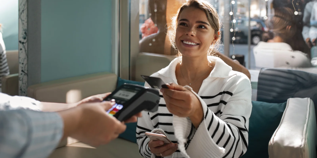 В 2026 году в России будет усилен финансовый контроль за переводами, налогами и цифровыми платформами