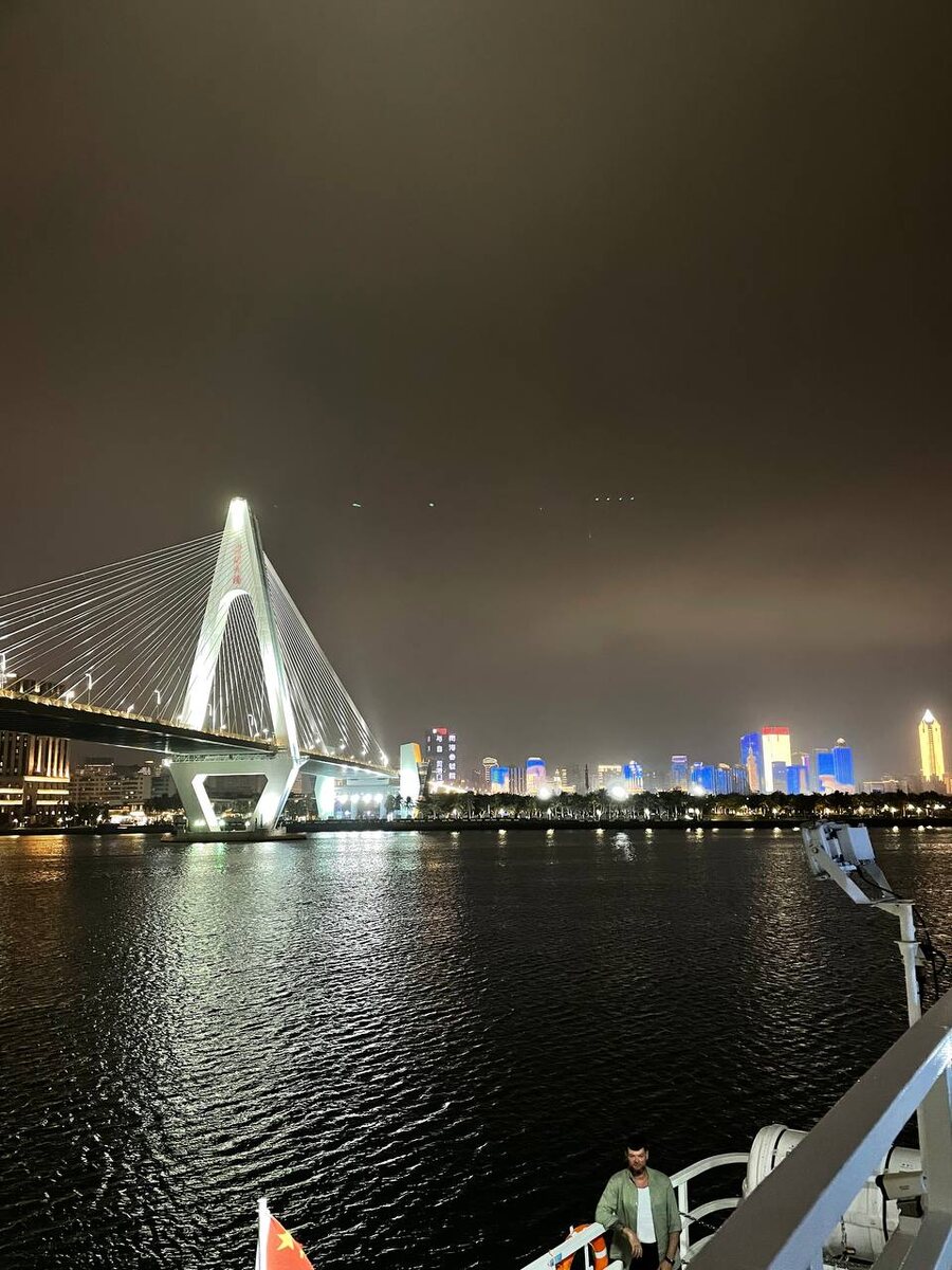 Хайкоу ночью