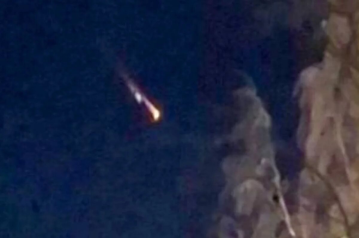    В небе Карелии заметили светящийся объект: новости регионов 26 декабря