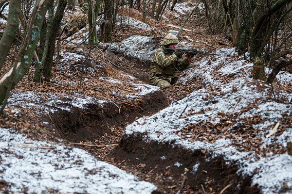 Evgeniy Maloletka/AP 
