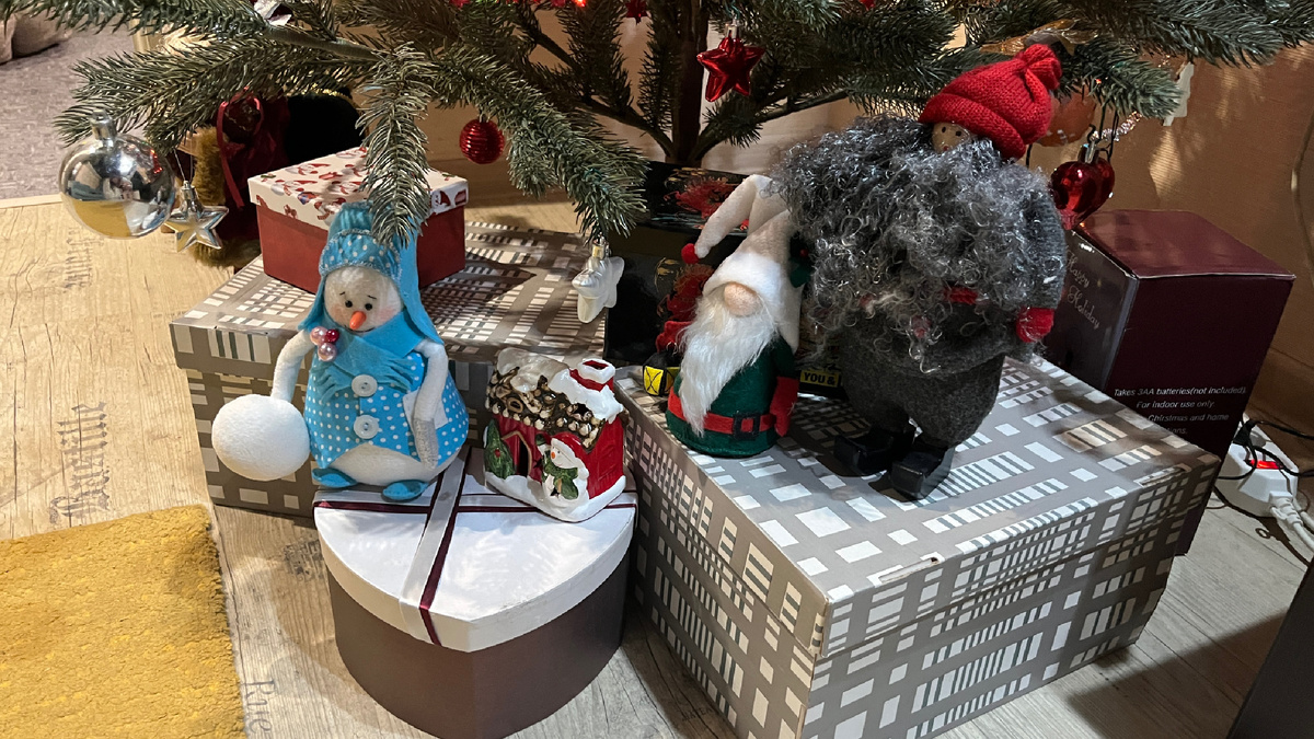 Тут им самое место🤩