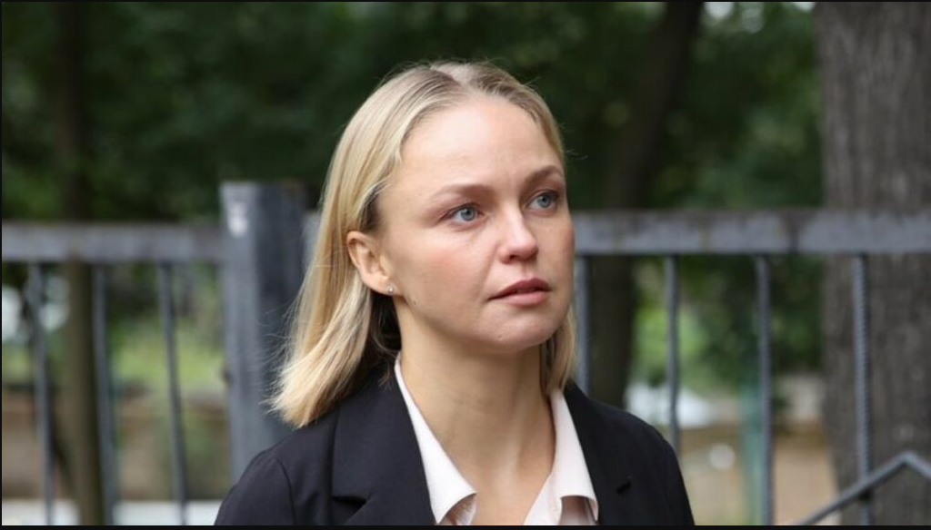 Актриса Елена Шилова