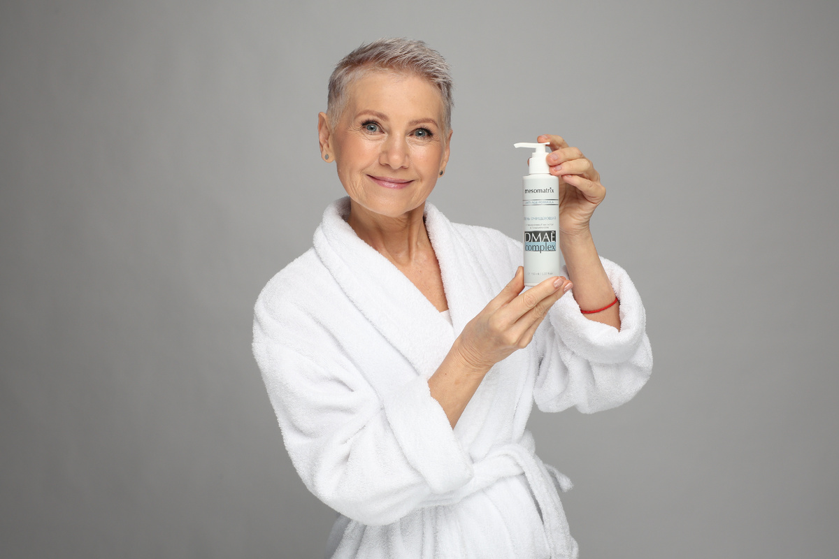 Очищающий гель DMAE Complex