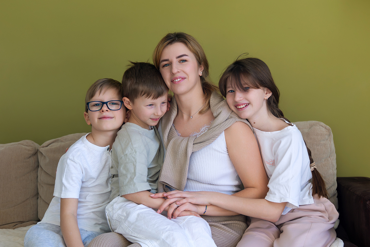 Ira.foto.2024 / Shutterstock / FOTODOM📷За троих детей полагается вычет в размере 10 200 руб.