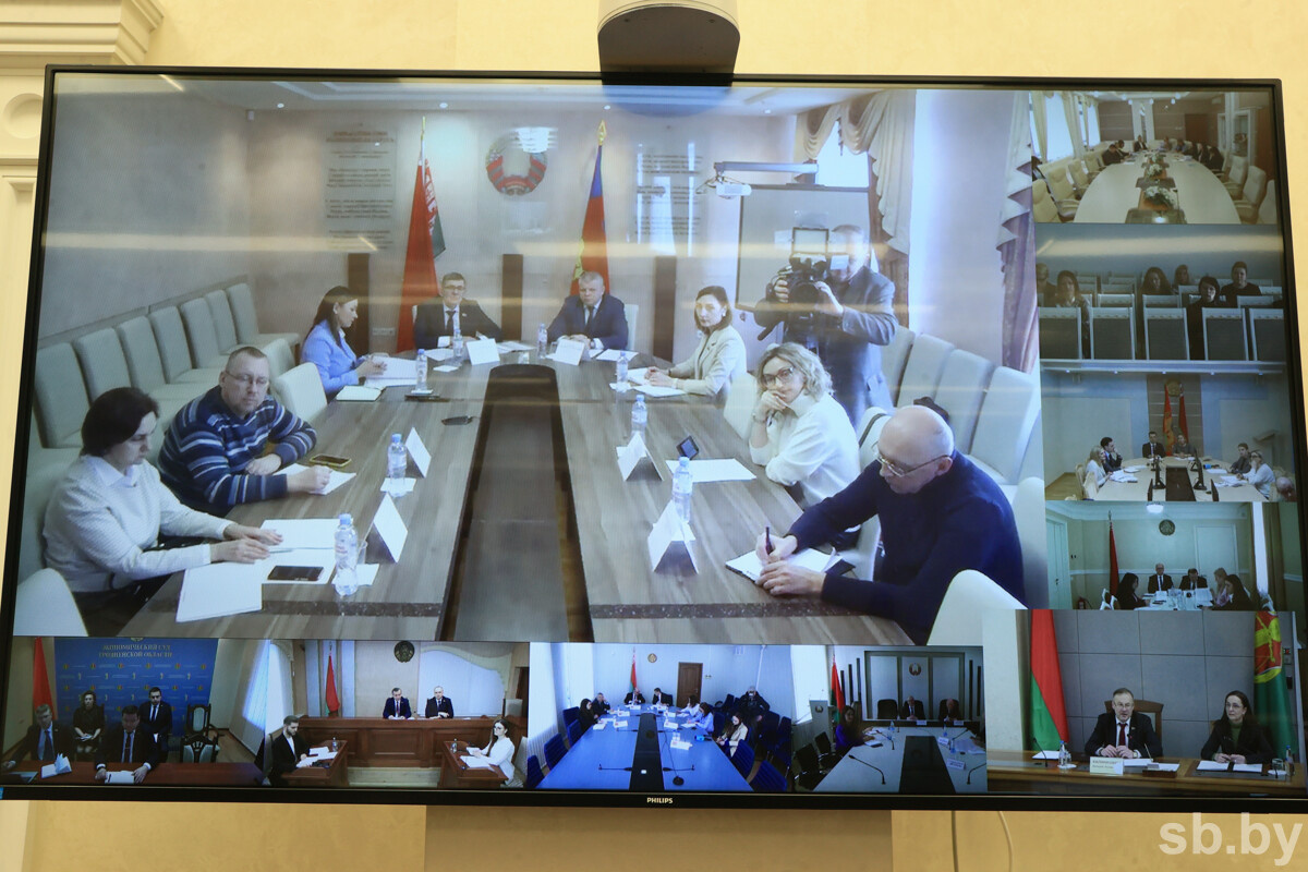 Отслеживание хода судебного разбирательства с помощью различных Интернет-систем.