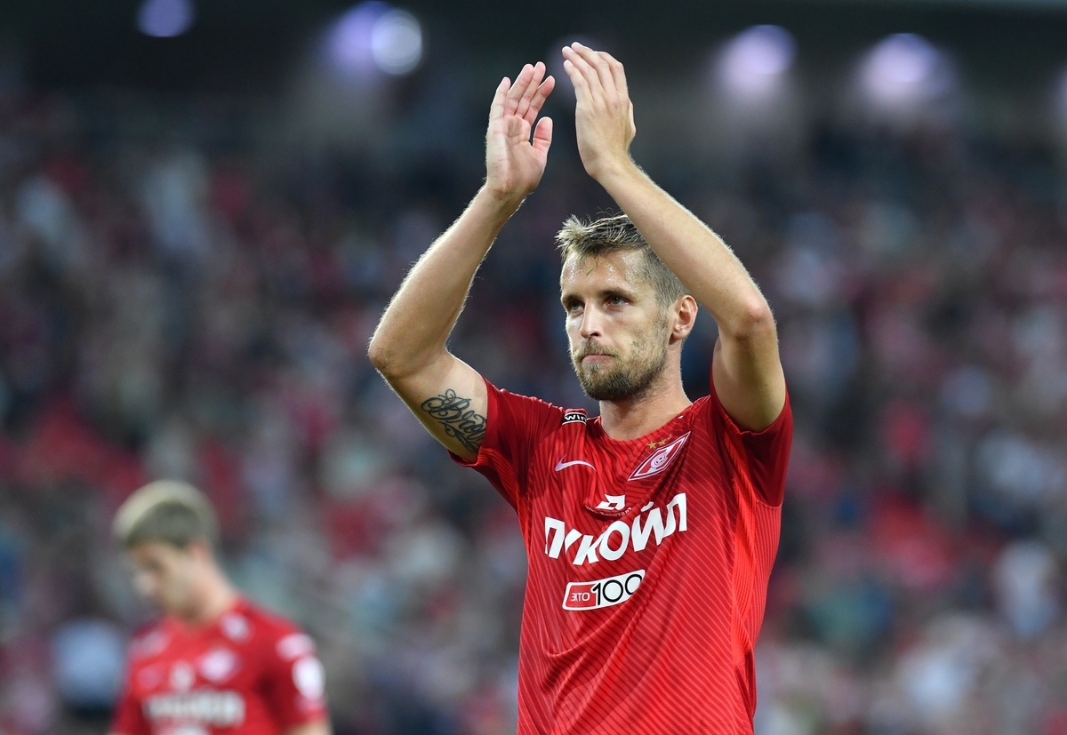     Дмитрий Комбаров девять лет отдал «Спартаку» / РИА Новости / Александр Вильф