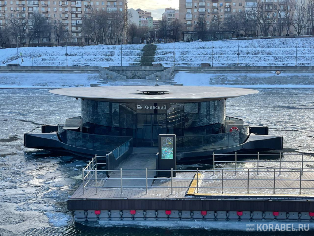 Инновационный речной причал в Москве / Фото: Корабел.Ру  📷
