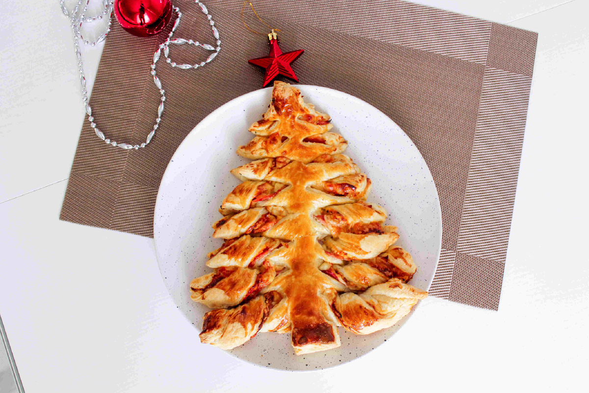 «Ёлочки» с ветчиной и сыром 