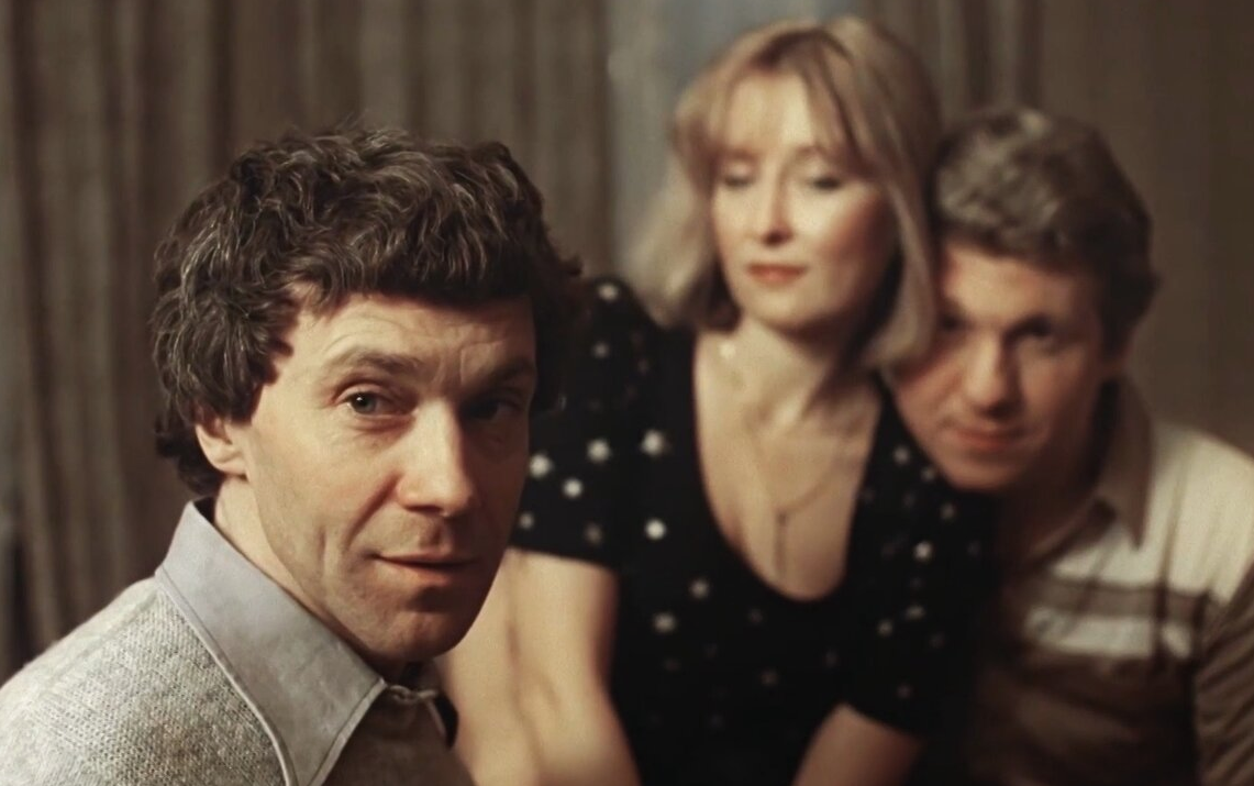 Вениамин (Александр Леньков), кадр из фильма "Зимняя вишня" (1981)