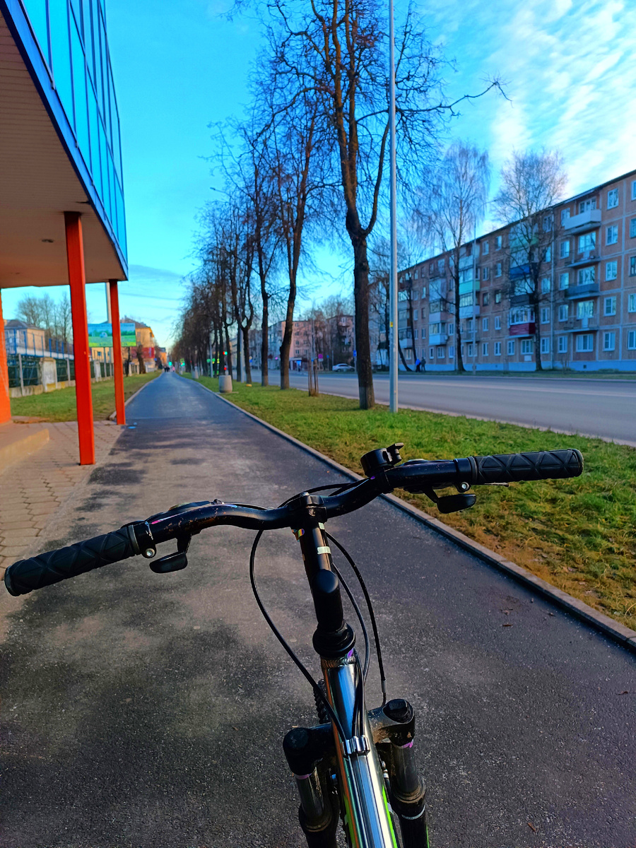 Около секонда