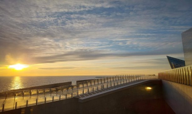 ФОТОЛЕНТА ЛАХТА ЦЕНТРА