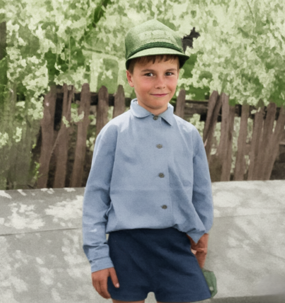 Детство: конструктор, рыбалка и первые деньги