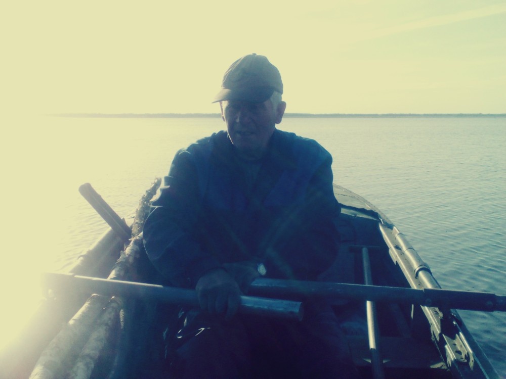 С отцом на рыбалке