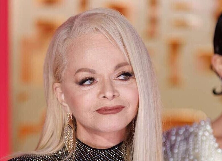     Лариса Долина