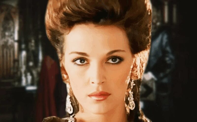    Татьяна Лютаева в образе Анастасии Ягужинской, принесшей ей всенародную любовь.