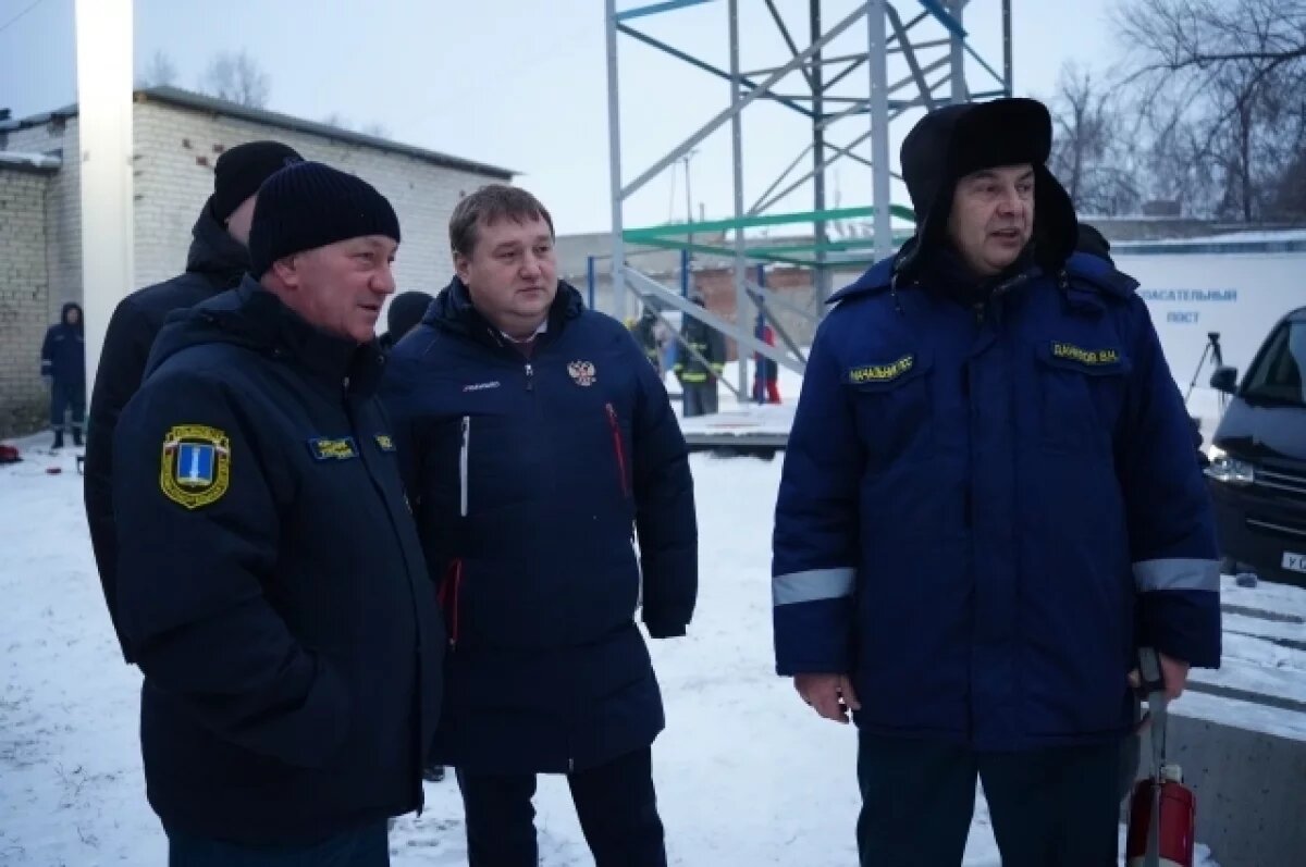    Болдакин передал спасательной службе квадрокоптер и автоприцеп