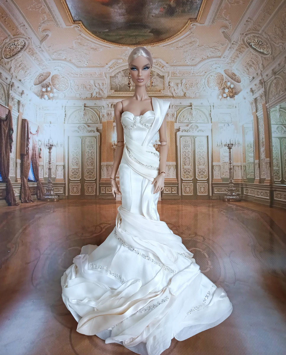 Vanessa Graceful Reign