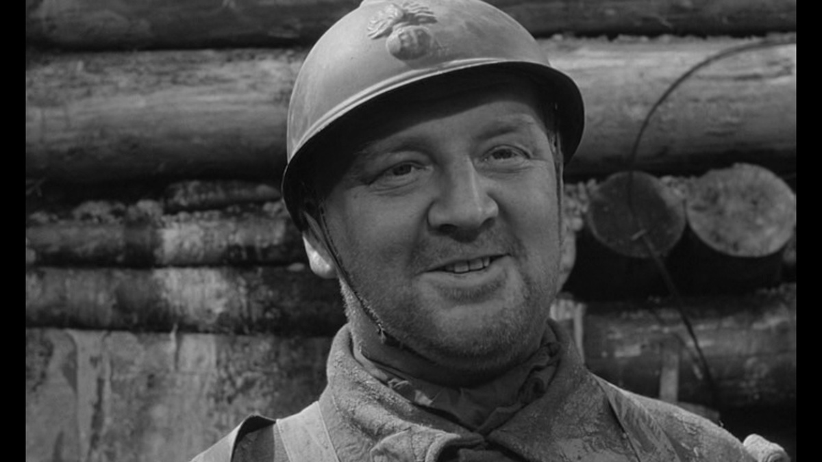 Французский киношный солдат. Кадр из фильма