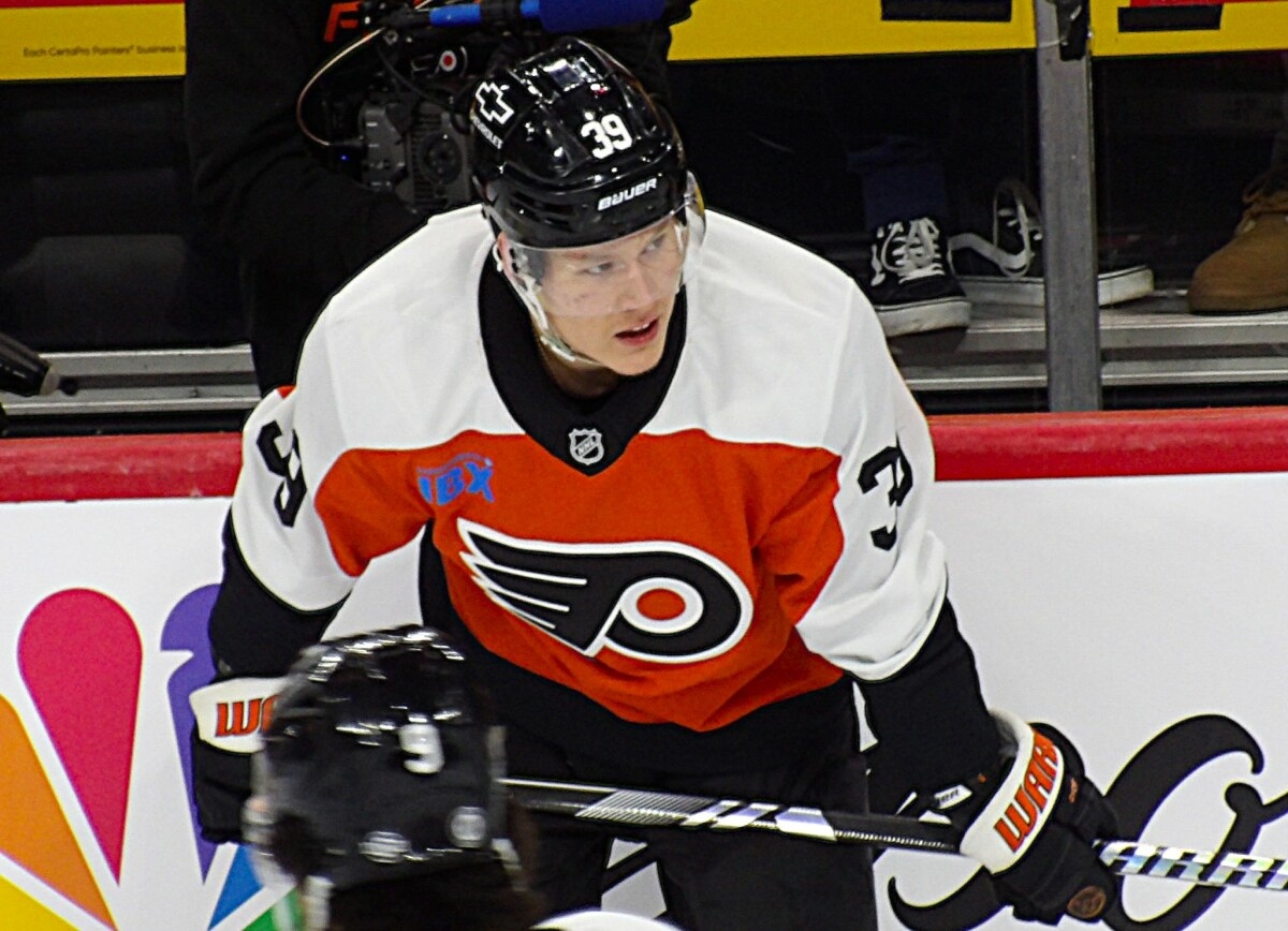     Hockey Feed: трения между Мичковым и Токкетом будут под всё большим вниманием