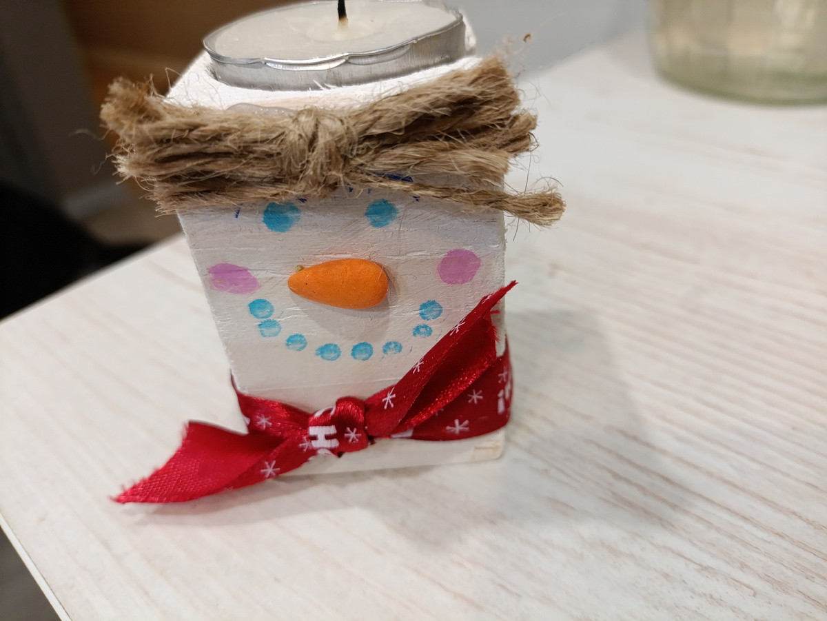 Сын смастерил, ездили на праздник с классом