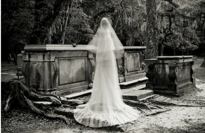 «Очень холодно в гробу» — сказала умершая тётка во сне племяннику на следующий день после похорон.