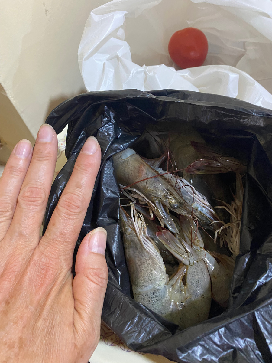 Королевские креветки. Куплены в Арамболе. Цена вопроса 600 р килограмм.