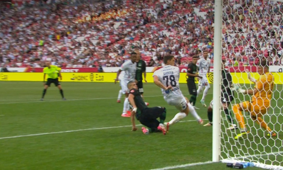    Дивеев забил первый официальный гол сезона 2025/26. Фото: Кадр трансляции Матч ТВ