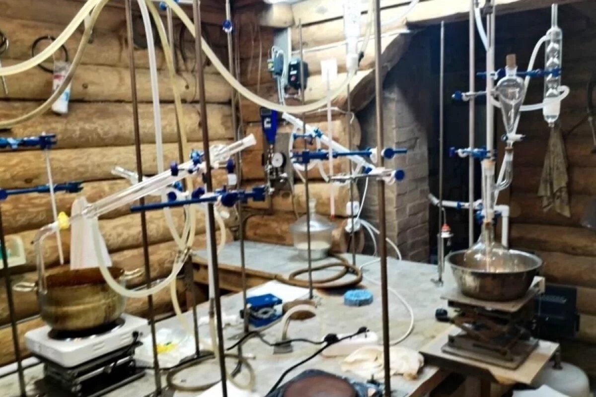   УФСБ накрыла нарколабораторию в Хабаровском крае