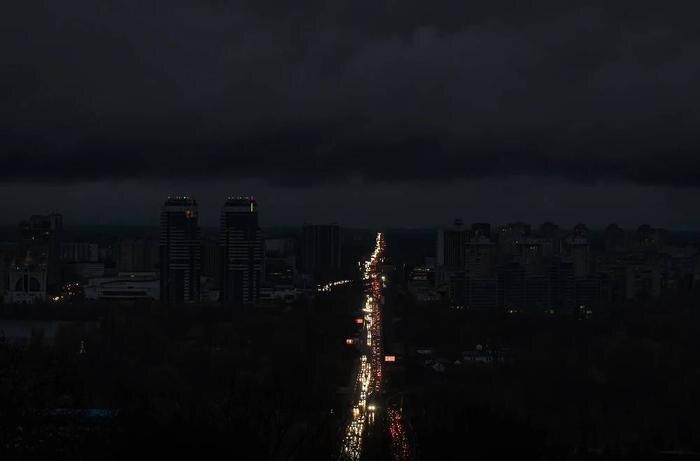 Обложка © Shutterstock / FOTODOM / Drop of Light