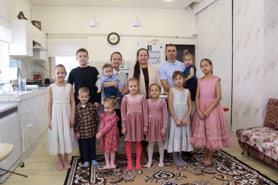    Семья Брит. Источник: Виталий Барабаш