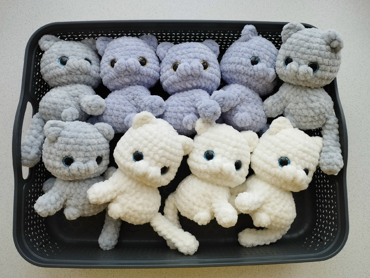 Котики пока что безносые))