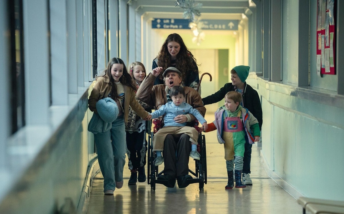 Кадр из фильма "Прощай, Джун".