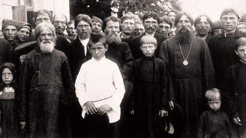 Почему половина русских фамилий когда-то звучала как оскорбление, а сейчас является обычной