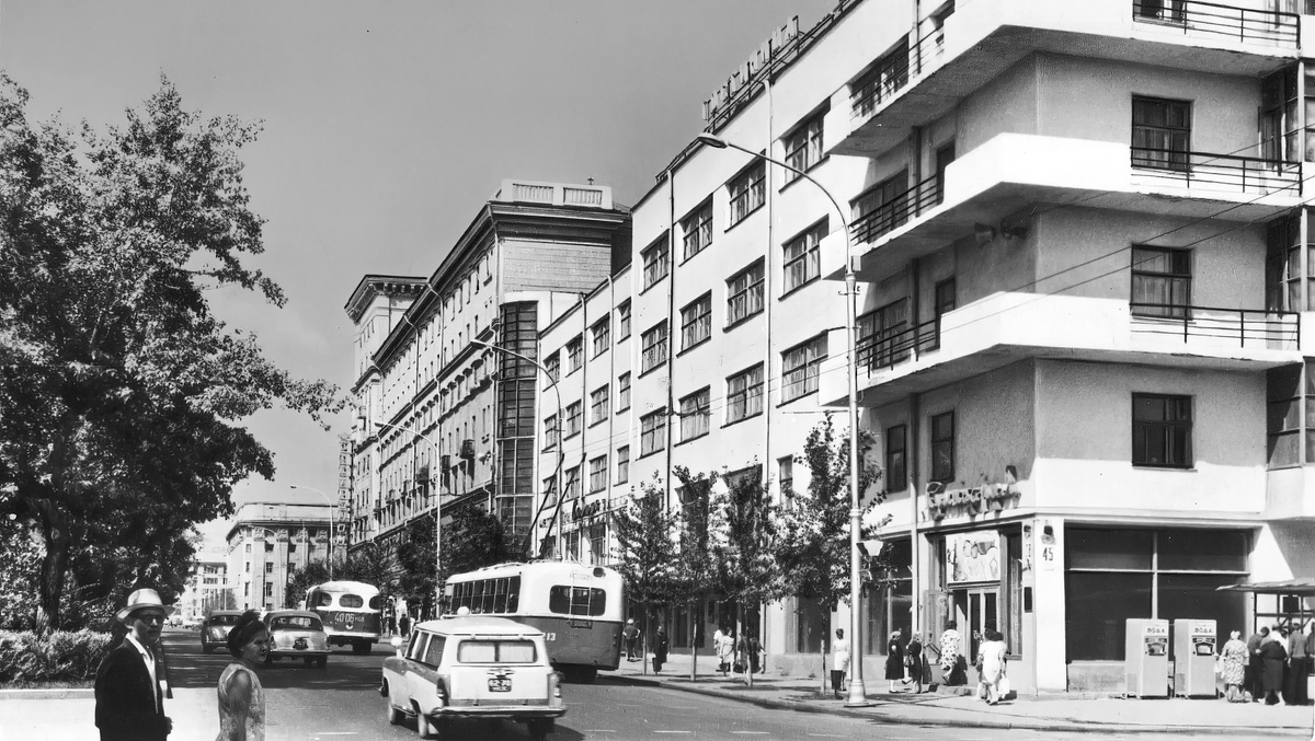 Жилой комплекс «Динамо» по адресу Красный проспект, 28. Новосибирск. Историческая фотография.