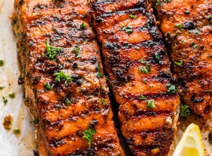 Лосось на гриле: как приготовить идеальный стейк, который тает во рту